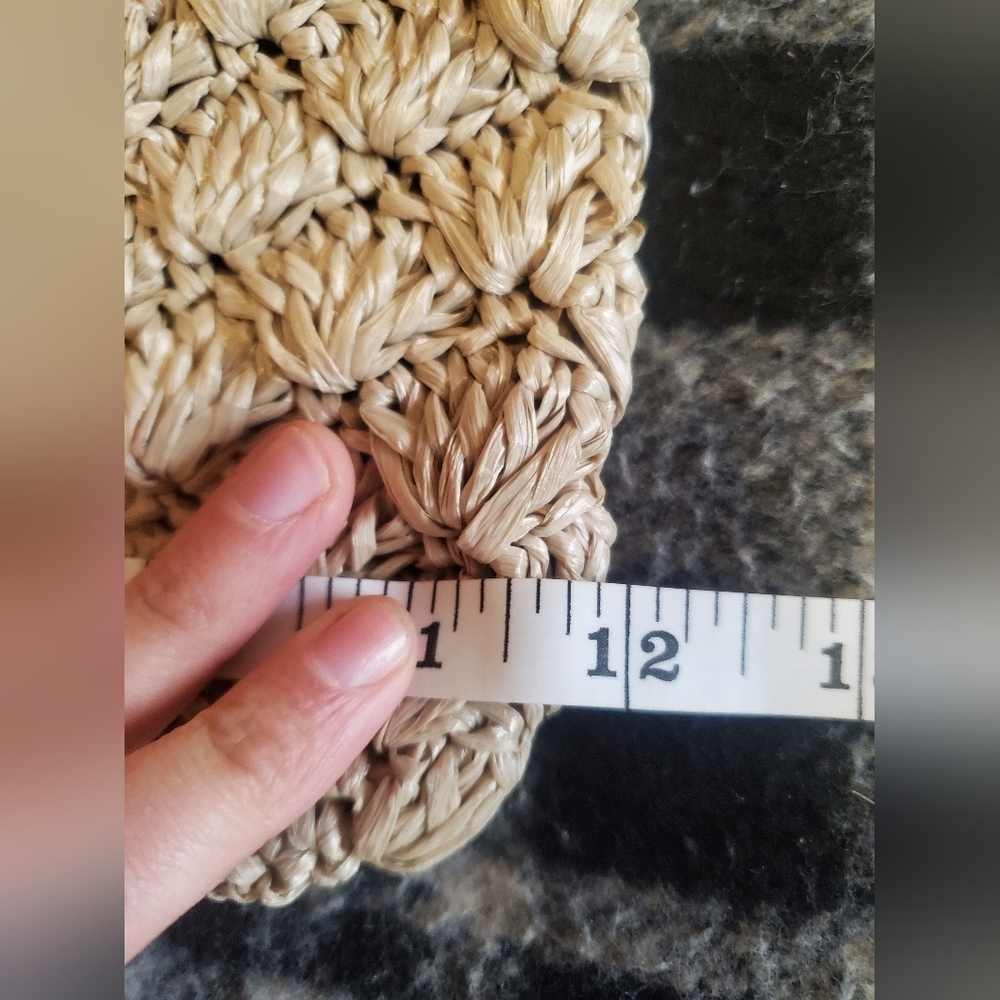 Crochet Natural Fiber Pouch - Picture 4 of 6